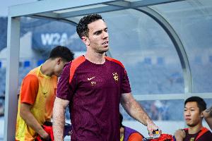 赵宇：塞尔吉尼奥今天应该会首发，他的拿球能力有一定作用