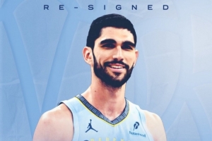 美记：阿尔达马和灰熊三年5250万的续约合同第三年是球队选项