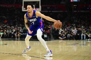 快船记者：我预计科菲在其他球队会有更多的上场机会