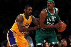 皮尔斯：小时候喜欢魔术师和拜伦-斯科特 我曾希望效力湖人