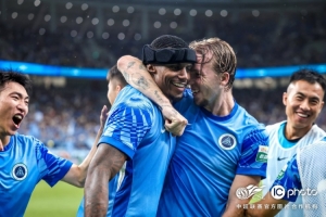 先来一波，庆祝照片