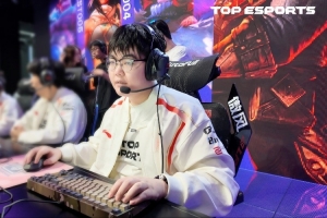 好的开始！TES上单369赛后发文：首战赢了 明天继续