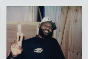 第二季完美收官《球场大脑》官推晒詹姆斯纳什签名照致谢观众