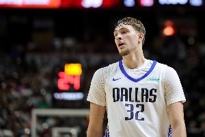 ESPN夏联盘点：国王克利福德表现最佳 杨瀚森发挥最引人注目