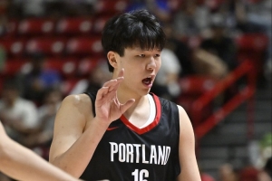 苏群：男篮阵容不整 若亚洲杯遇到不顺 希望球迷给予包容和理解