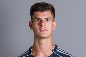 图片报：斯图加特即将以300万欧签下皇马20岁中场切玛-安德烈斯