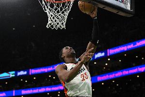 2比4不敌尼克斯！活塞高管：如果艾维上赛季没伤 我们能过首轮