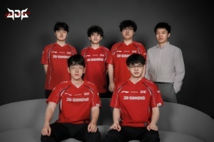 iG太强还是自己太弱？JDG新阵容首秀遭遇开门黑！