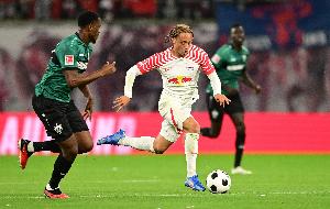 记者：切尔西将报价哈维-西蒙斯 利雅得胜利今日敲定菲利克斯