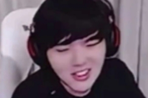 中下决裂doinb喷lwx：没有lqs你啥也不是 那年换什么ad都冠军