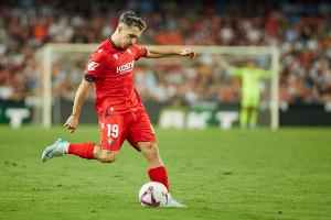 记者：拜仁球员萨拉戈萨决定加盟塞尔塔，交易进展会非常快