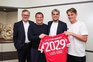 来仁！官方：拜仁签下哥伦比亚边锋路易斯-迪亚斯，总价7500万欧