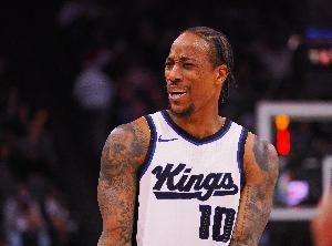 国王主持人：德罗赞加入勇士并没有人们想象的那么疯狂