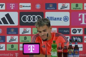 迪亚斯：来之前跟维尔茨聊过，他说慕尼黑很棒&德甲对抗很激烈