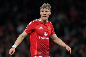 电讯报：霍伊伦不惧与塞斯科竞争，他用行动和接受采访表明态度