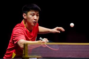 首轮出局！薛飞遭瑞典选手卡尔伯格逆转，止步横滨冠军赛男单首轮