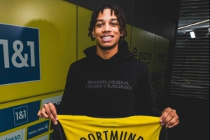 图片报：解决中卫危机，多特计划提拔小将马内&从皇马引进阿瓜多