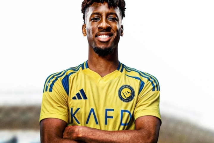 还赚1200万拜仁7000万签迪亚斯+免签2将，8500万卖科曼等8将