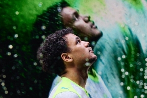 致敬曼彻斯特的天气！曼城发布25-26赛季第三球衣