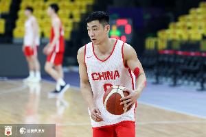 周琦：我们当然需要王俊杰 但我们更需要高诗岩