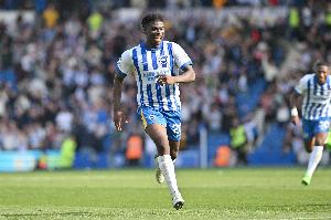 辟谣！记者：曼联与布莱顿就巴莱巴达成协议的说法不属实