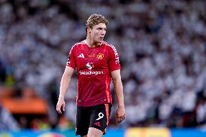 邮报：富勒姆正在考虑引进霍伊伦，但球员本人想留在曼联证明自己