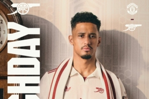 枪魔大战！阿森纳社媒发布客战曼联海报：萨利巴单人出镜