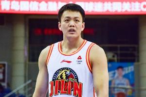 直播吧：姜宇星已基本确定加盟辽宁 还未正式签约