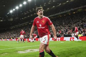 马奎尔：曼联今夏拒绝其他俱乐部对我的询价，若急于离开就太傻了