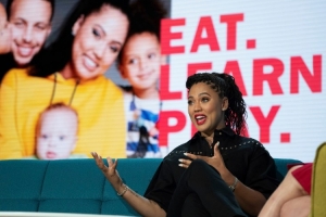 阿耶莎：最开始没想到库里会打NBA 一直以为他会成高中篮球教练