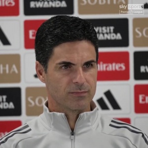 记者：可以问个三个字母的单词吗阿尔特塔：我以为你要说妈妈