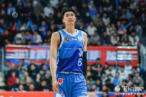 一直窝憋在福建？邹阳回复球迷：成年人了 事情那么容易达成吗？