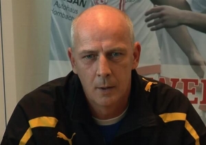 巴斯勒：法兰克福能踢出一个伟大赛季，我预测他们将成为德甲冠军