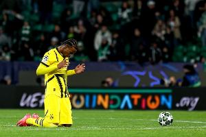 罗马诺：多特有信心周一前完成楚克乌梅卡以及安塞尔米诺交易