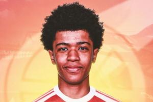 TA：阿森纳引进16岁中场奥日安武纳达协议，2027年1月正式加盟