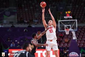 媒体人：王俊杰明年进可NBA退可NBL 林葳一再错过来澳洲黄金时机