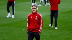 压力有点大！1.25亿新援维尔茨英超两轮表现不佳，球迷评分不及格