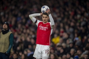 记者：基维奥尔即将转会波尔图，租借+强制买断价值2700万欧元