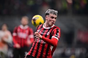 记者：A-希门尼斯已经同意加盟伯恩茅斯，但后者与AC米兰还未谈妥