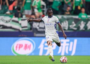 足球报：申花争冠落后的不只是3分，暴露的更大差距在进攻端