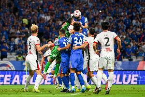 津媒谈中超争冠：蓉城夺冠形势一片大好 申花赛程轻松但无主动权