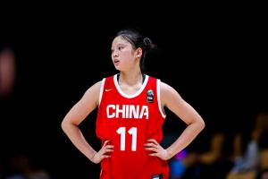 媒体人：中国U16女篮现在的实力很难击败澳大利亚 但锻炼价值很高