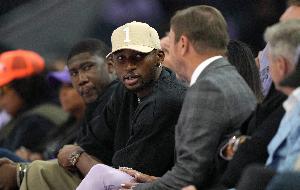 成笑话了…名记：联盟人士都很震惊勇士居然被库明加搞成这样