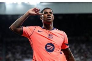 状态火热拉什福德最近5场比赛上场305分钟，参与6球：4球2助