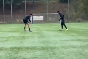 如何评价？拉什福德社媒晒穿裆过人视频⚽