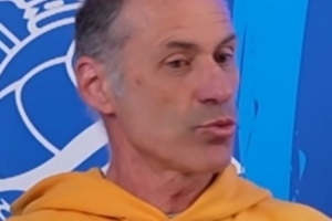 皇社名宿：和皇马巴萨对攻通常会付出惨痛代价，应稳固后防等反击