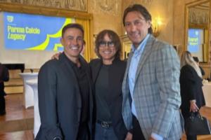 直播吧：卡纳瓦罗近日看意甲与老友相聚，不大可能与足协面谈合作