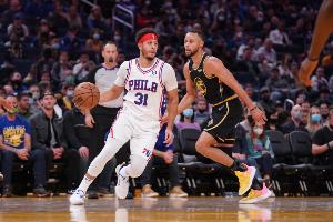 喜闻乐见！NBA目前有2个兄弟同队组合：库里兄弟、字母哥兄弟