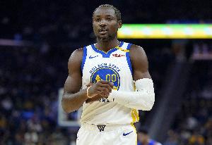 库明加经纪人公开内容是否影响了谈判？邓利维：没有 我并不介意