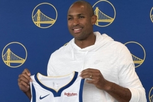 霍福德：这个休赛期不寻常一直在等待 但我全程关注点都在训练上